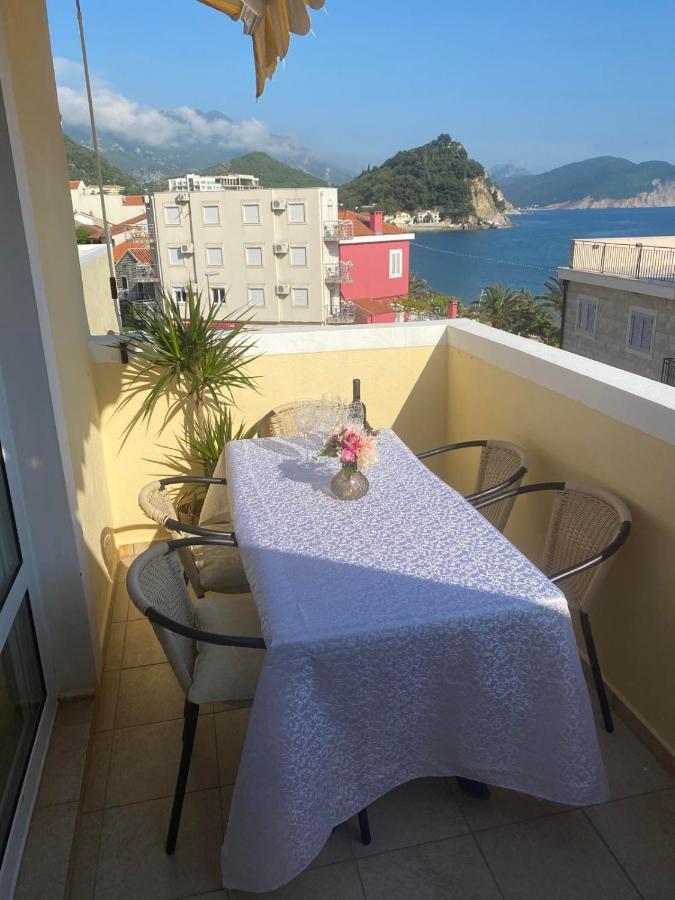 Miomir Perazic Apartments Petrovac Ngoại thất bức ảnh