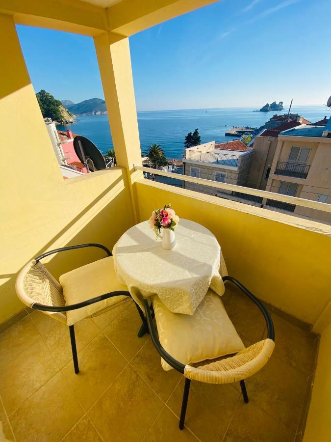 Miomir Perazic Apartments Petrovac Ngoại thất bức ảnh