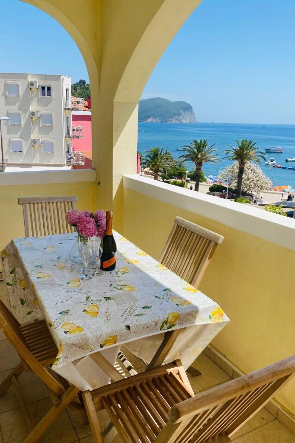 Miomir Perazic Apartments Petrovac Ngoại thất bức ảnh